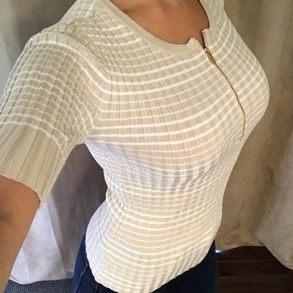 NY & Co. Sweater - Picture 1 of 4